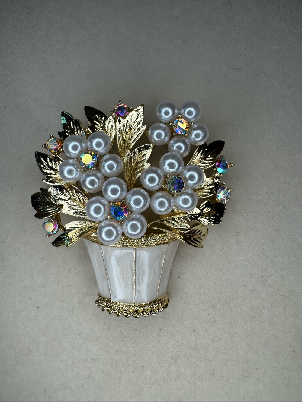 New Pearl, Crystal and Gold Floral Bouquet Brooch